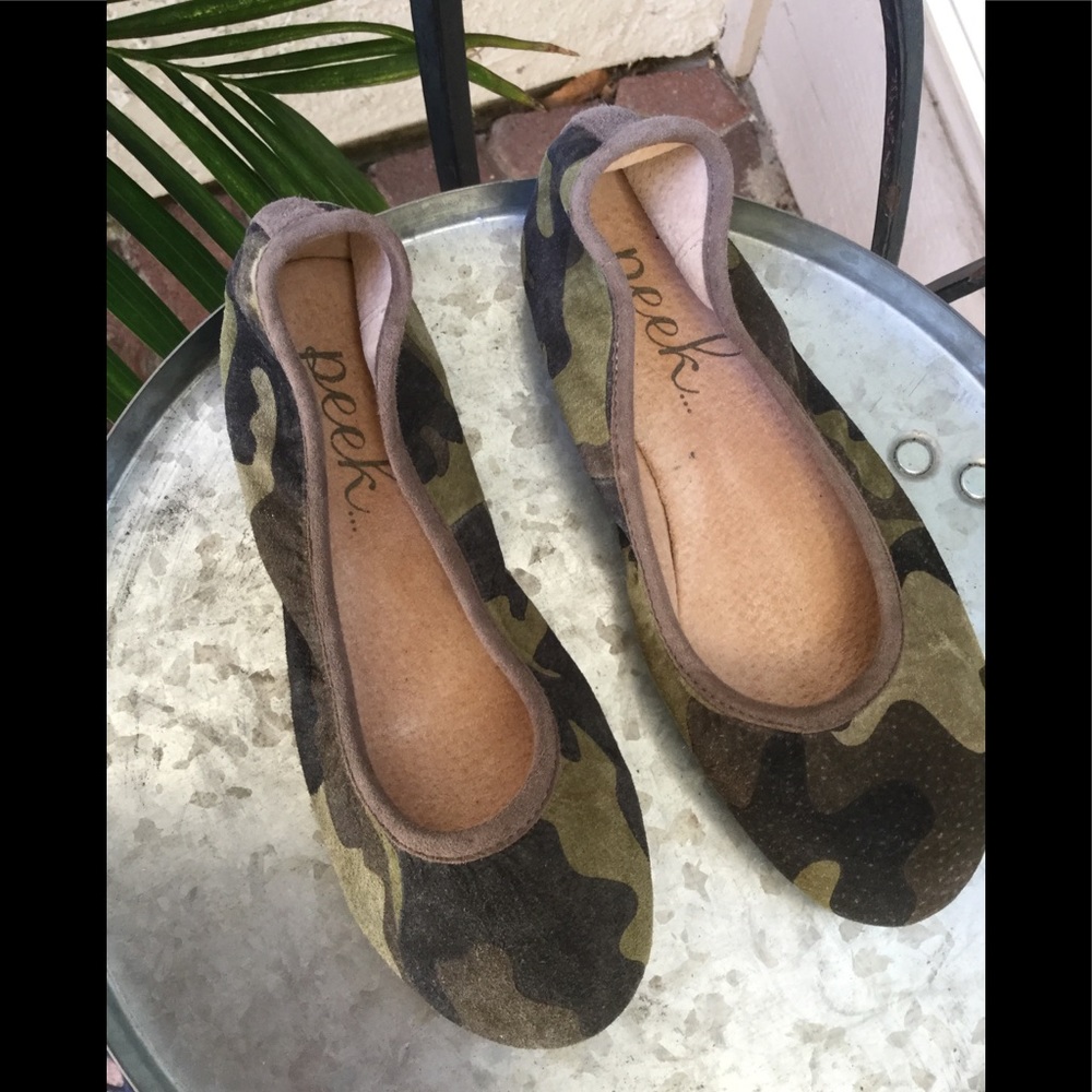 Peek Camo Suede Girls Flats 🥿